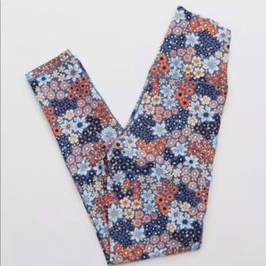 Aerie Offline Floral High Waisted Pocket Legging